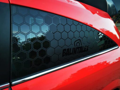 Autóablak Dekor Hexagon Style - Egyedi Design