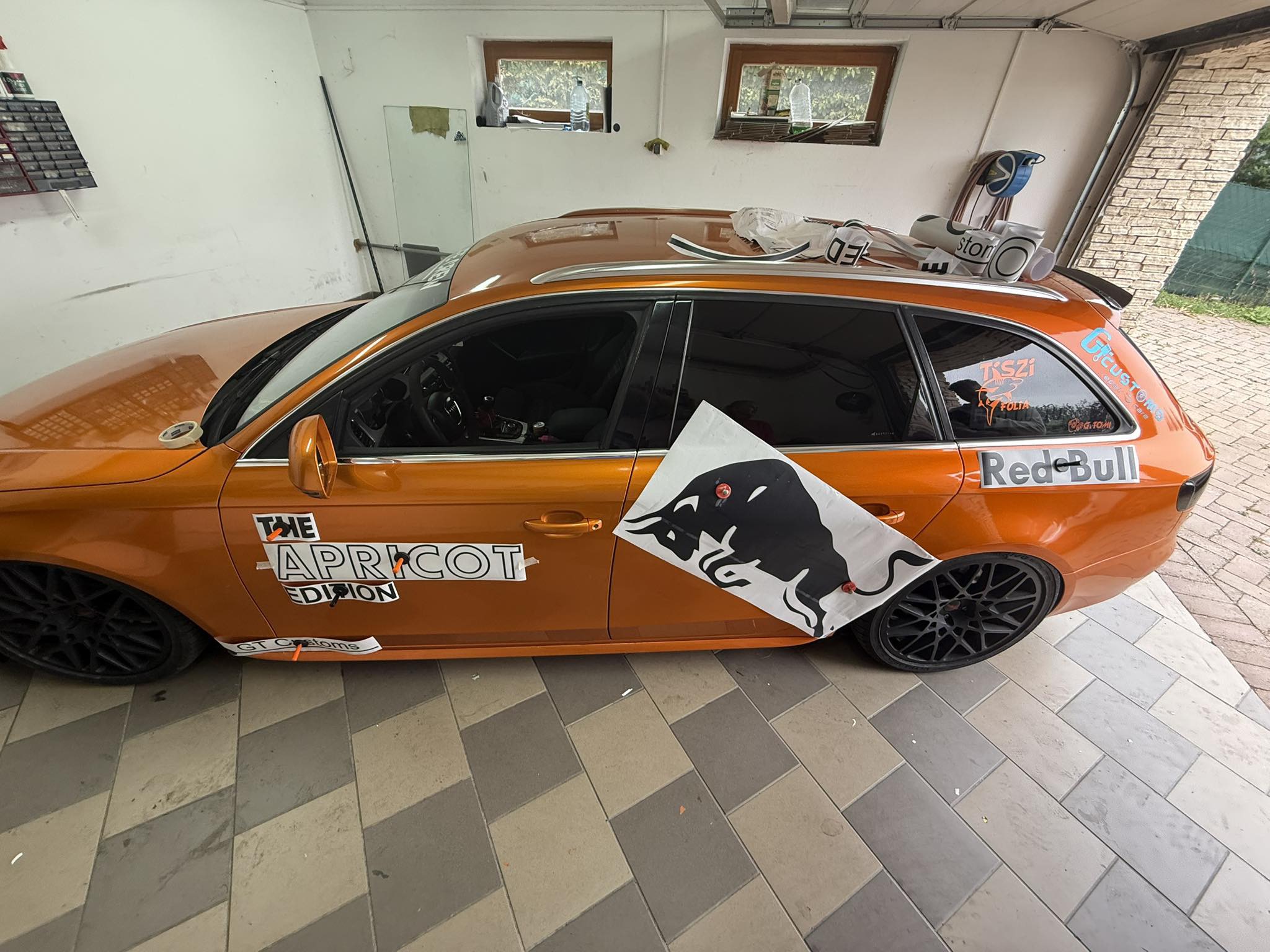 REDBULL Matrica tervező - Image 4